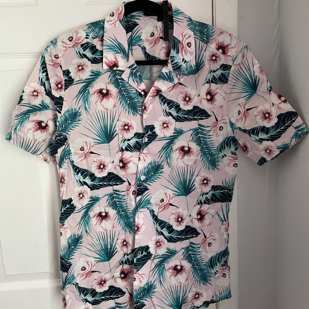 SOLD Brand New ASOS Men Summer Button Down Top Size: L